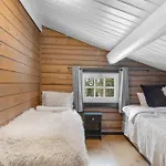 Vikinggrenda 16a By Vacation Feriehus *