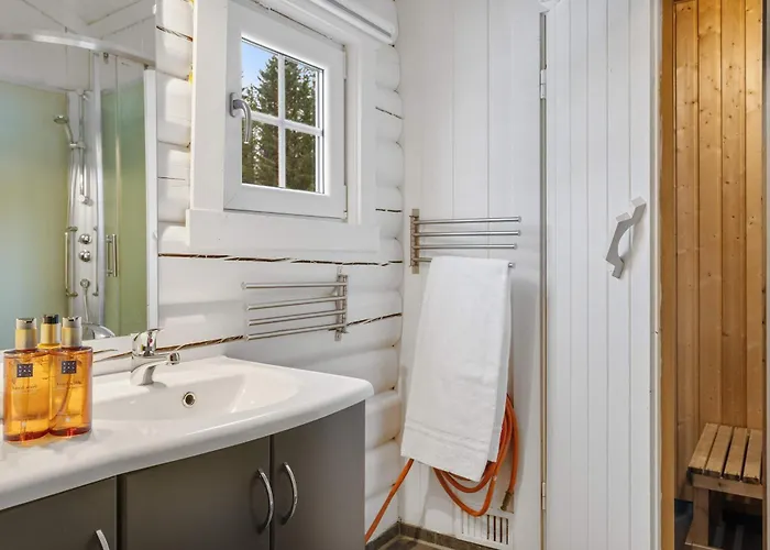 Holiday home Vikinggrenda 16a By Vacation *